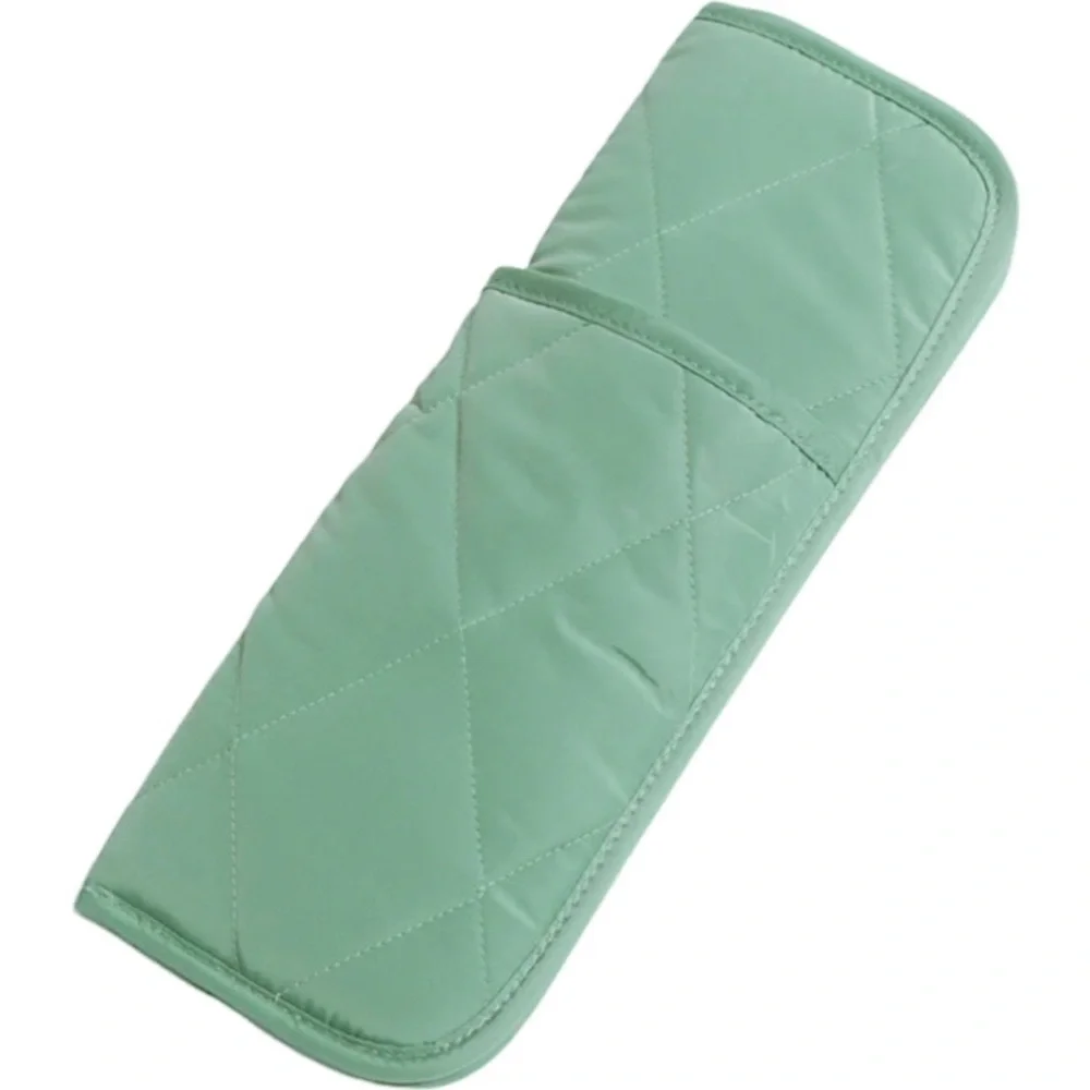 Vera Bradley flat/curling iron cover green